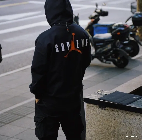 24FW HOODED SWEATSHIRT ¥329 0815